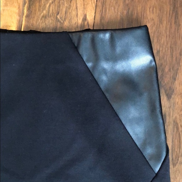 BNWT leather panel skirt - Picture 2 of 3